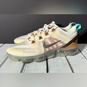 Nike Air VaporMax 2019 SE “Phantom / Metallic Pewter” Sneakers, Women’s 8